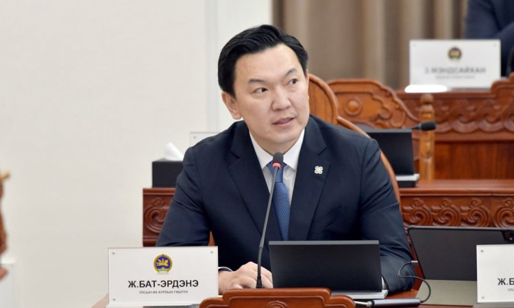 Н.Учралыг Улсын Их Хурлын даргаас чөлөөллөө