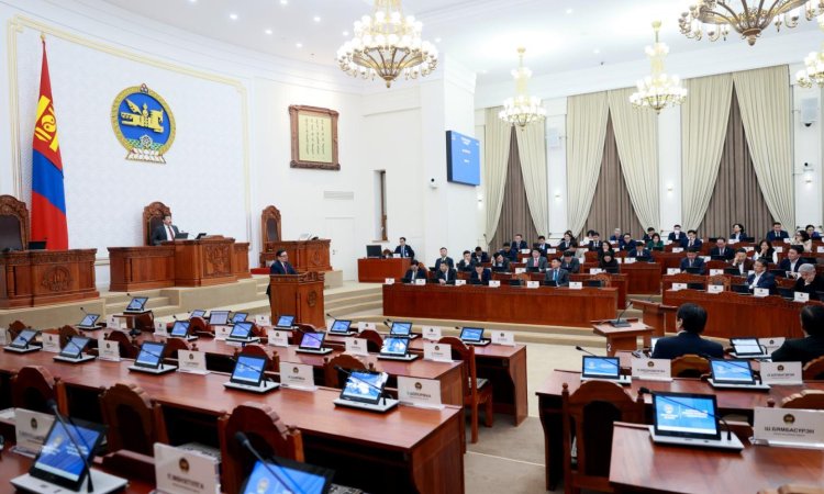 Г.Занданшатарыг Ерөнхий сайдын үүрэгт ажлаас чөлөөллөө