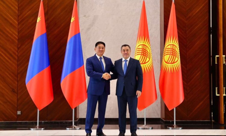 Ерөнхийлөгч У.Хүрэлсүх Киргизийн Ерөнхийлөгч С.Жапаровтай уулзжээ